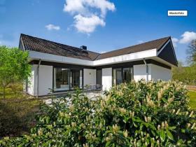Einfamilienhaus_Musterfoto - 房屋 取消抵押品赎回权 于 戈赫谢姆, 德国