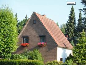 gepflegtes_EFH_1_Musterfoto - Haus Zwangsversteigerungen in Stuhr-Diepholz, Deutschland