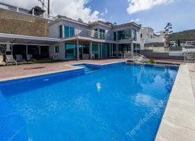 Villa for sale in Adeje, Spain