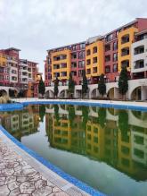 Lapos eladó a  oldalon. Aheloy, Bulgária Lapos eladó a  oldalon. Aheloy, Bulgária