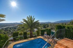 Ferienhaus zu vermieten in Senija, Spanien