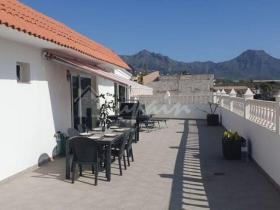 Stadthaus zu verkaufen in Adeje, Spanien