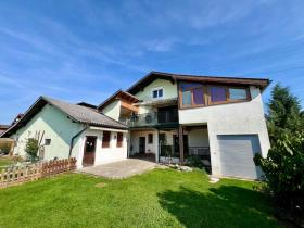 Multi family for sale in Bradirn, Austria