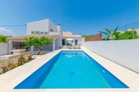 Ferienhaus zu vermieten in Vilafranca de Bonany, Spanien