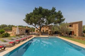 Holiday home for rent in Santañy, Spain