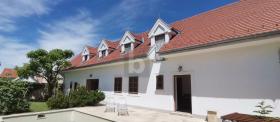 Villa til salgs i Parndorf, Austria