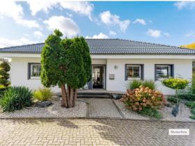 ansprechendes_Einfamilienhaus_2_Musterfoto - Haus Zwangsversteigerungen in Gronau-Borken, Deutschland
