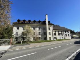 immeuble de bureaux en vente à Dürnten, Suisse