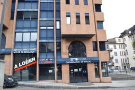 edificio de oficinas en venta en Sierre, Suiza