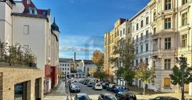 Lapos eladó a  oldalon. Berlin-Prenzlauer Berg, Németország