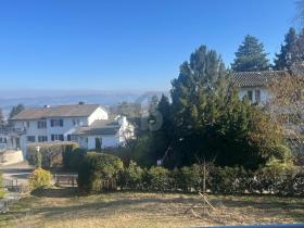 moradia geminada 
 para alugar em Forch, Suíça