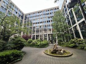 Office block for rent in Canton de Geneve, Switzerland
