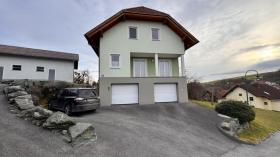 Casa bifamiliare Pignoramenti a Kirchschlag in der Buckligen Welt, Austria