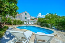 Holiday home for rent in Sumartin, Croatia