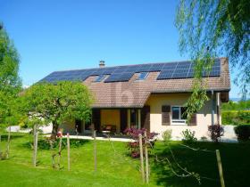 Vrijstaand huis te koop in Öffnet, Zwitserland