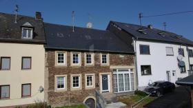 casa isolada à venda em Burgen-Bernkastel-Wittlich, Alemanha