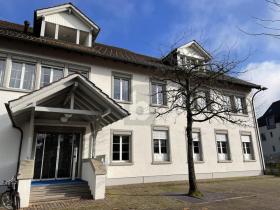 Espace de bureau pour le loyer à Jona, Suisse