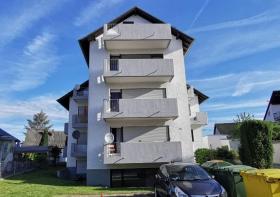 Alagsori lakás kiadó a  oldalon. Rüsselsheim-Groß-Gerau, Németország
