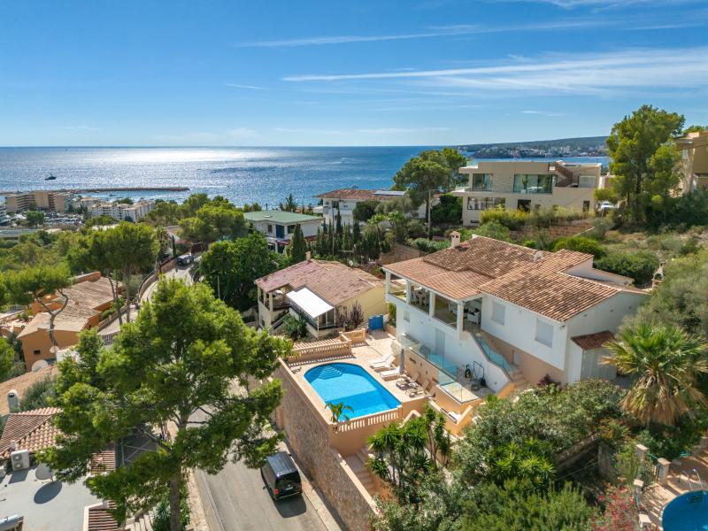 Villa til salgs i Calvià-Costa d'en Blanes, Spain