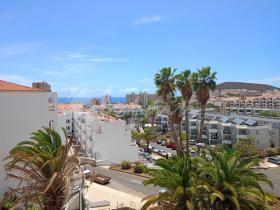 Lapos eladó a  oldalon. Los Cristianos, Spanyolország