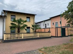 一戸建て 販売 で デュイスブルク-ノイエンカンプ, ドイツ