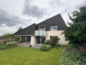 Detached house for rent in Bachenbülach, Switzerland