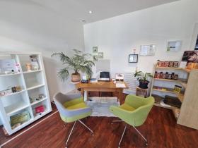 Office block for rent in Etoy, Switzerland
