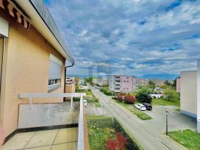 Duplex apartment for rent in Saint-Prex, Switzerland