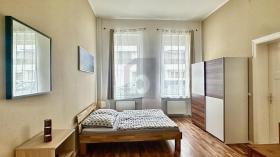 Квартира для продажи в Берлин-Руммельсбург, Германия