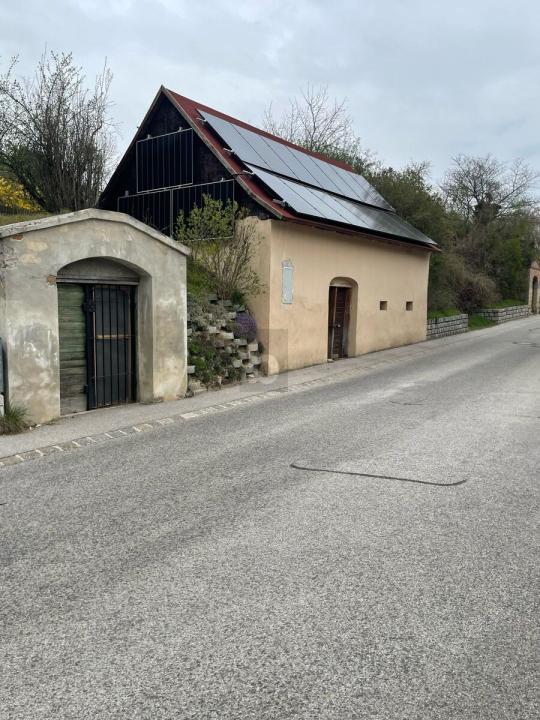 Vinkultur til salgs i Schleinbach, Austria