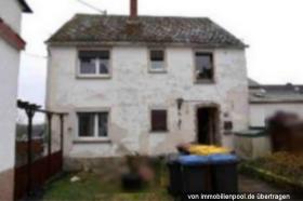 Casa multifamiliar Foreclosures em Singhofen, Alemanha