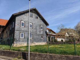 Vrijstaand huis te koop in Untersiemau, Germany