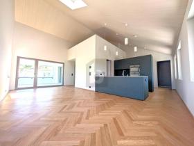 appartamento mansardato in affitto a Stäfa, Svizzera