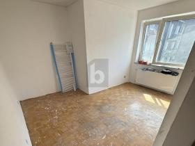 Floor Apartment for sale in Essen, Germany