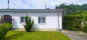 Bungalow for sale in Gutenhof-Katastralgemeinde Himberg, Austria