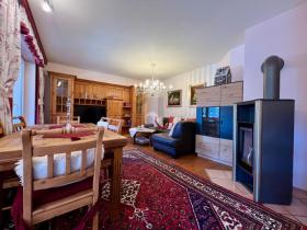 apartamento andar à venda em Saalfelden am Steinernen Meer, Áustria