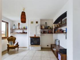 Maison multi-familiale en vente à Stabio, Suisse