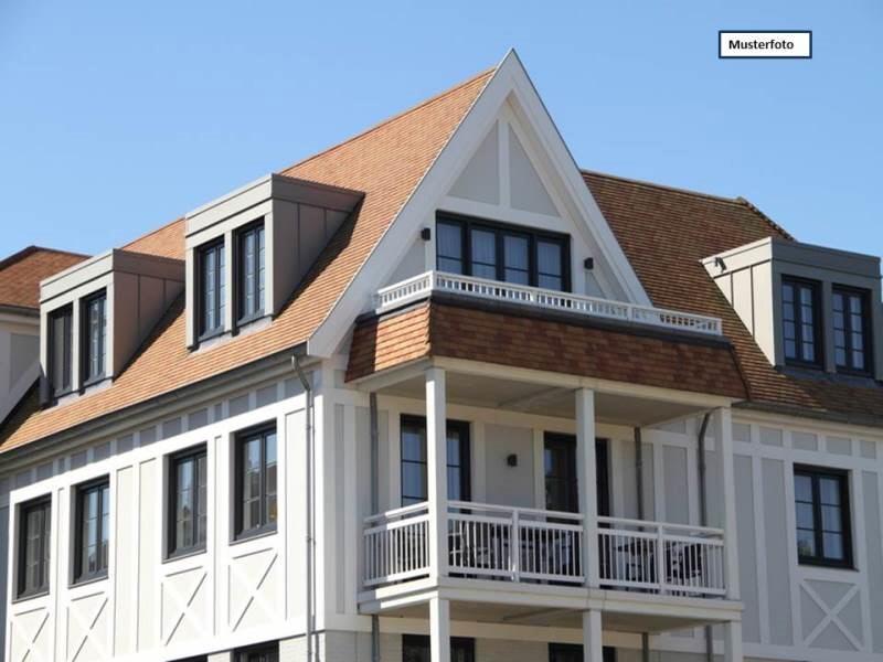 Mehrfamilienhaus_2_Musterfoto - 房屋 取消抵押品赎回权 于 索林根-雅根贝格, 德国