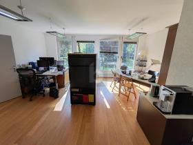Office block for rent in Canton de Geneve-Champel, Switzerland