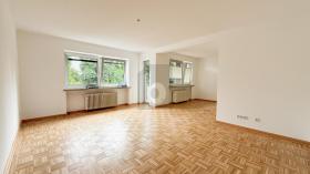 Floor Apartment for sale in Ronnenberg-Weetzen, Germany
