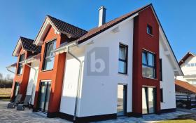 Casa para duas famílias à venda em Löffingen-Landkreis Breisgau-Hochschwarzwald, Alemanha