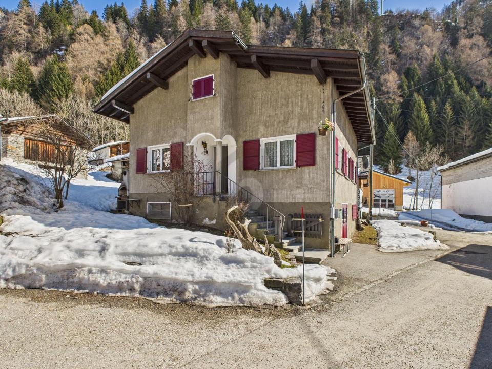 Holiday home for sale in Campo Blenio, Switzerland