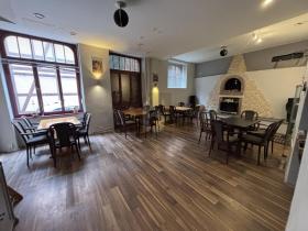 Living & Firm, business-like in vendita a Duderstadt-Gottinga, Germania