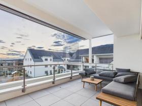 Dachgeschosswohnung zu vermieten in Oberbipp, Schweiz