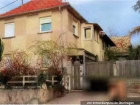 Multi family Foreclosures in Hillesheim-Am Bahnhof, Germany