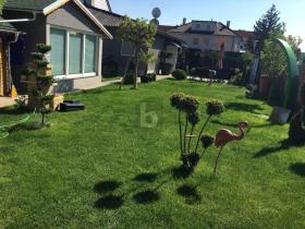 Detached house for sale in Maria Lanzendorf, Austria