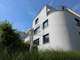 Penthouse kiadó a  oldalon. Zürich, Svájc