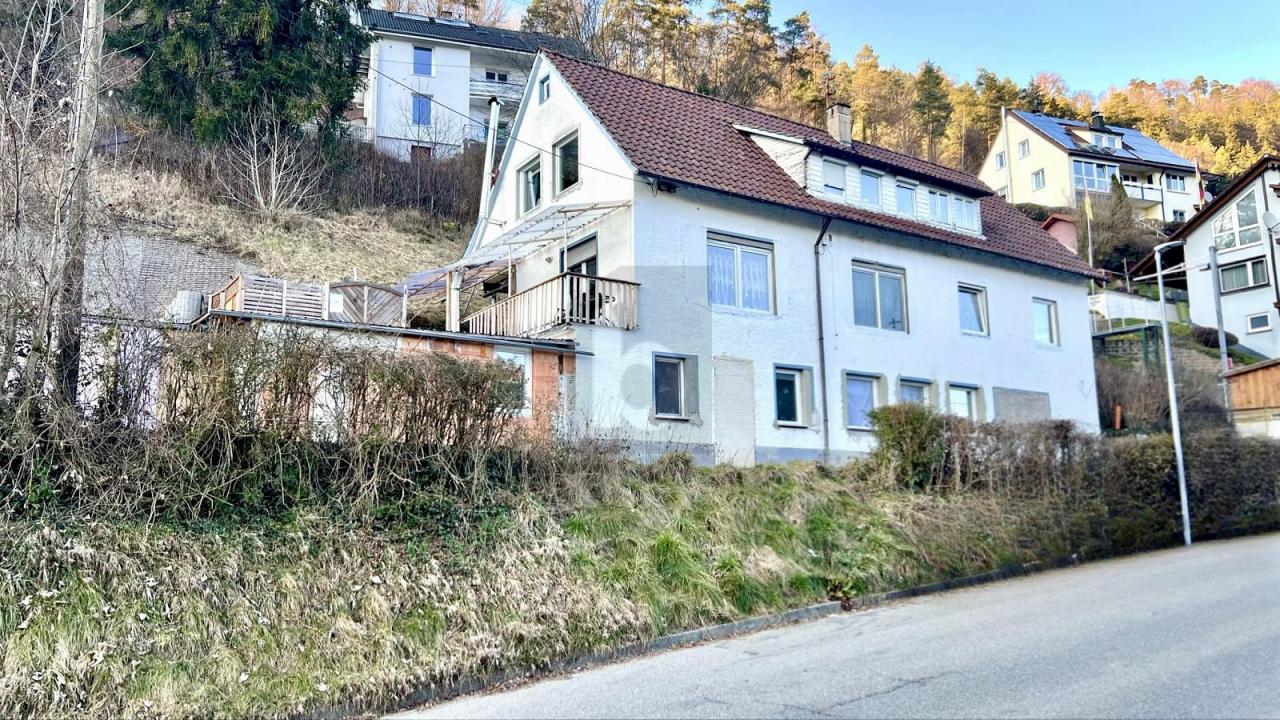 Дом на две семьи для продажи в Оберндорф-на-Неккаре, Германия