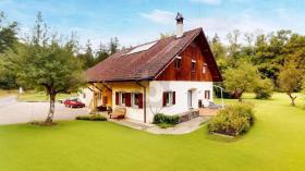 Detached house for sale in Les Thioleyres, Switzerland
