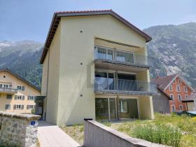 Apartamento térreo para alugar em Göschenen, Suíça